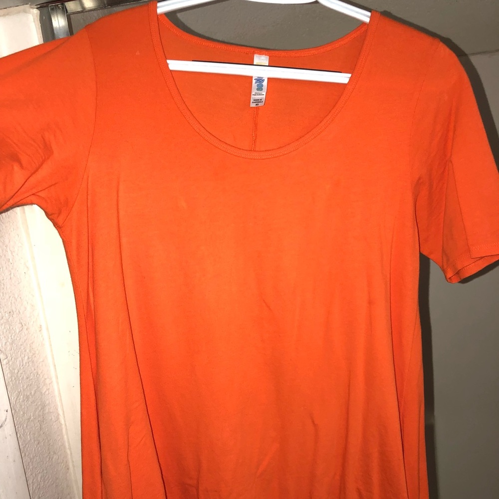 Lularoe solid orange Perfect T
